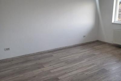 Apartament cu 2 camere decomandat în Sud-Vest - 3