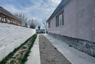 Casă cu Teren 1138 Mp în Șăulești - 2