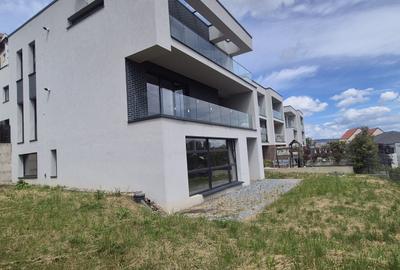 Casă cu 4 camere cu Canalizare în Câmpului - 3