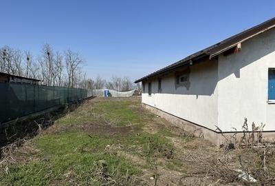 Casă cu 5 camere cu Teren 2000 Mp în Central