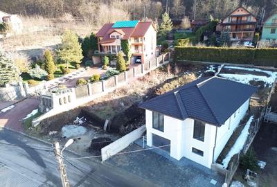 Casă cu 4 camere cu Teren 501 Mp în Central - 7