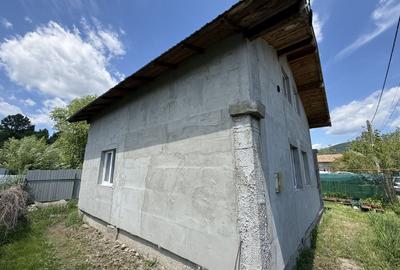 Casă individuală cu 3 camere cu Canalizare în Slobozia - 11