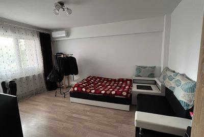 Apartament cu 2 camere decomandat în Central - 2