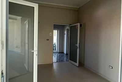 Spațiu comercial, de 70 mp, în Miorița - 10