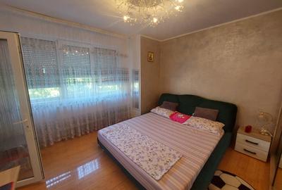 Casă individuală cu 3 camere cu Canalizare în Micro 14 - 3