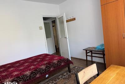 Apartament cu 3 camere decomandat în Grigorescu