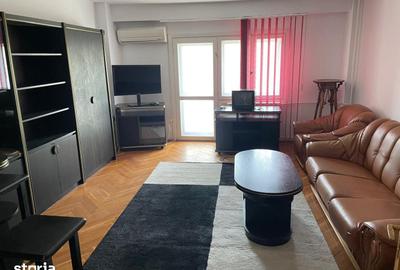 Apartament cu 3 camere decomandat, mobilat în Centrul Civic