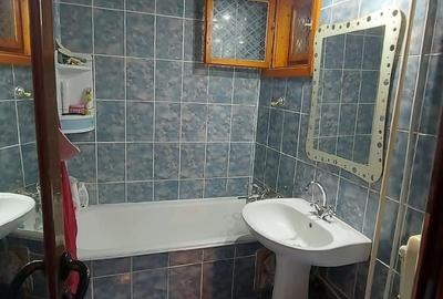 Apartament cu 3 camere semidecomandat, mobilat în Micro 38 - 4