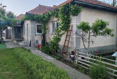 Casă cu 3 camere cu Teren 1400 Mp în Cogealac
