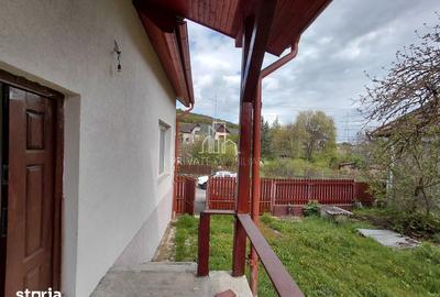 Casă cu 4 camere cu Canalizare în Remetea - 6