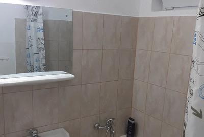Apartament cu 2 camere decomandat în City Park Mall