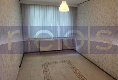 Apartament cu 2 camere decomandat în Titan