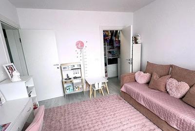 Apartament cu 3 camere decomandat în Giroc
