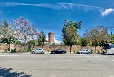 Casă individuală cu 5 camere cu Canalizare în Ultracentral - 60