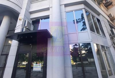 Spațiu comercial, de 95 mp, în Decebal