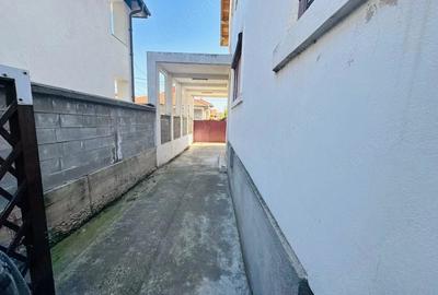 Casă cu Teren 263 Mp în Central