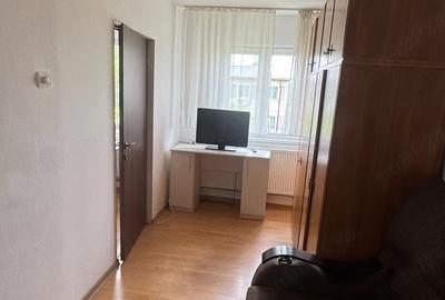 Apartament cu 2 camere semidecomandat în Șagului