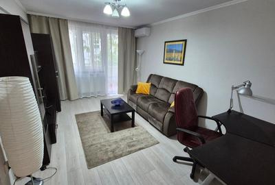 Apartament cu 2 camere semidecomandat, mobilat în Iancului