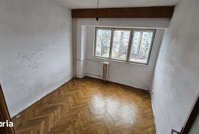 Apartament cu 3 camere decomandat în Dacia - 4