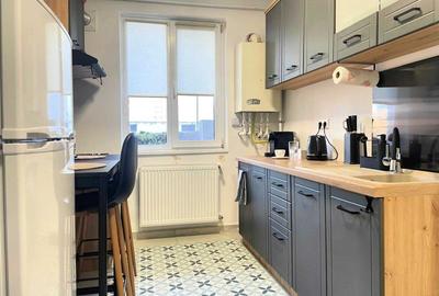 Apartament cu 2 camere decomandat în Central