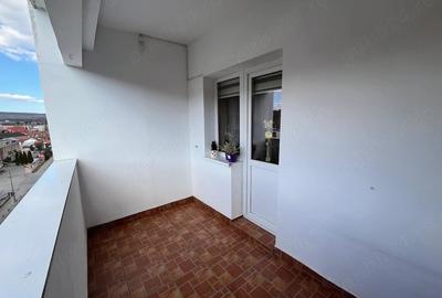 Apartament cu 3 camere decomandat în Ultracentral