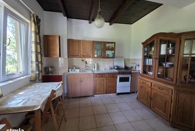 Casă cu 4 camere în Bălata - 3