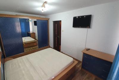 Apartament cu 2 camere semidecomandat în Micro I - 2