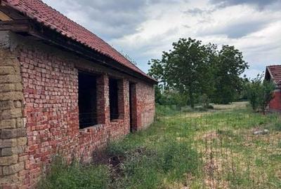 Casă cu 3 camere cu Teren 80 Mp în Diosig - 4