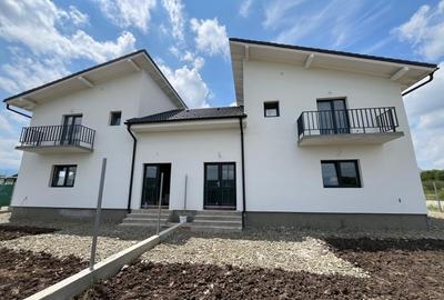 Duplex cu 5 camere cu Canalizare în Șelimbăr - 2