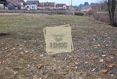 Teren de 1750 mp, în Șura Mare