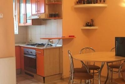 Apartament cu 2 camere decomandat în Central - 1