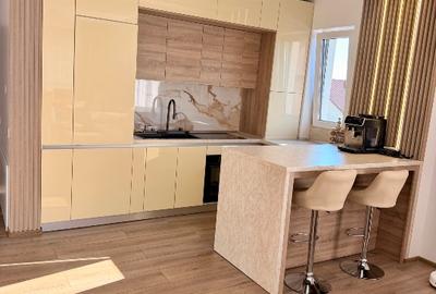 Apartament cu 3 camere decomandat în Florești
