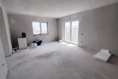 Duplex cu 4 camere cu Canalizare în Moșnița Veche - 2