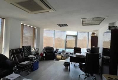 Spațiu comercial, de 660 mp, în Titulescu