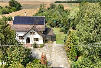 Casă cu 5 camere cu Teren 3247 Mp în Corbii Mari