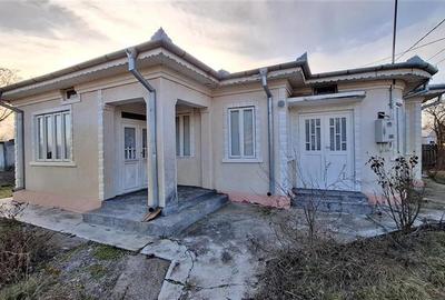 Casă individuală cu 6 camere cu Teren 3118 Mp în Măicănești - 1
