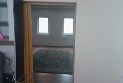 Casă cu 3 camere în Schei