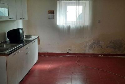 Casă cu 5 camere cu Teren 720 Mp în Poiana Sibiului - 1