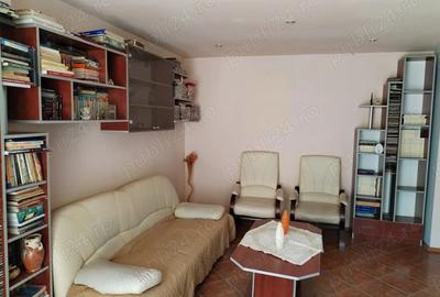Apartament cu 3 camere decomandat în Central - 4