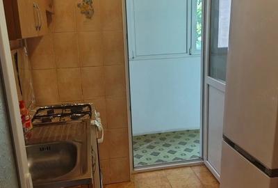 Garsonieră decomandată în Giurgiului