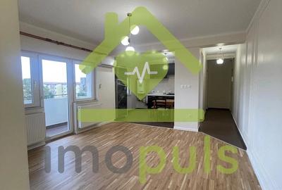 Apartament cu 3 camere decomandat în Fratelia