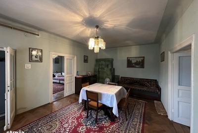 Casă cu 4 camere cu Teren 1266 Mp în Strejnicu