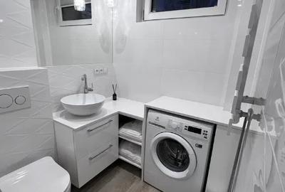 Garsonieră decomandată în Brâncoveanu