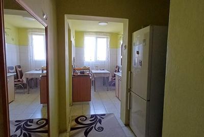 Apartament cu 3 camere în Central - 1