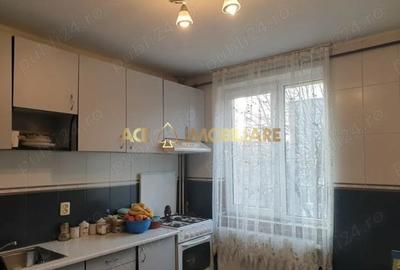 Apartament cu 2 camere semidecomandat, mobilat în Brâncoveanu