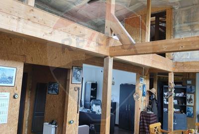 Casă cu 7 camere decomandat cu Teren 1461 Mp în Brănești