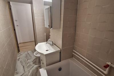 Apartament cu 4 camere semidecomandat în Circumvalațiunii - 4