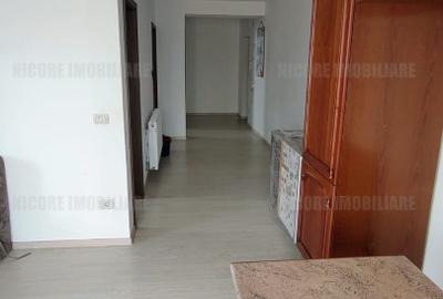 Apartament cu 2 camere decomandat în Giroc
