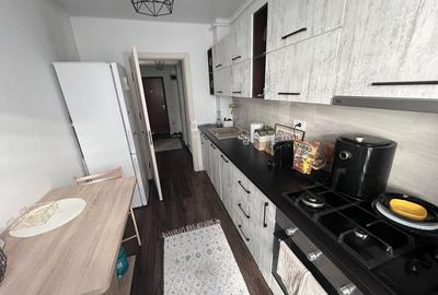 Apartament cu 2 camere decomandat în Valea Lupului