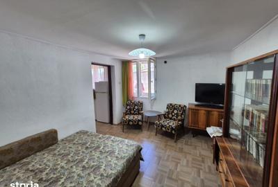 Casă cu 3 camere cu Teren 450 Mp în Central - 3